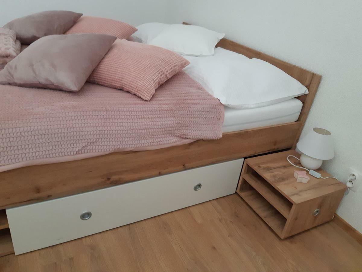 Apartman Plesnivec 多纳瓦利 外观 照片